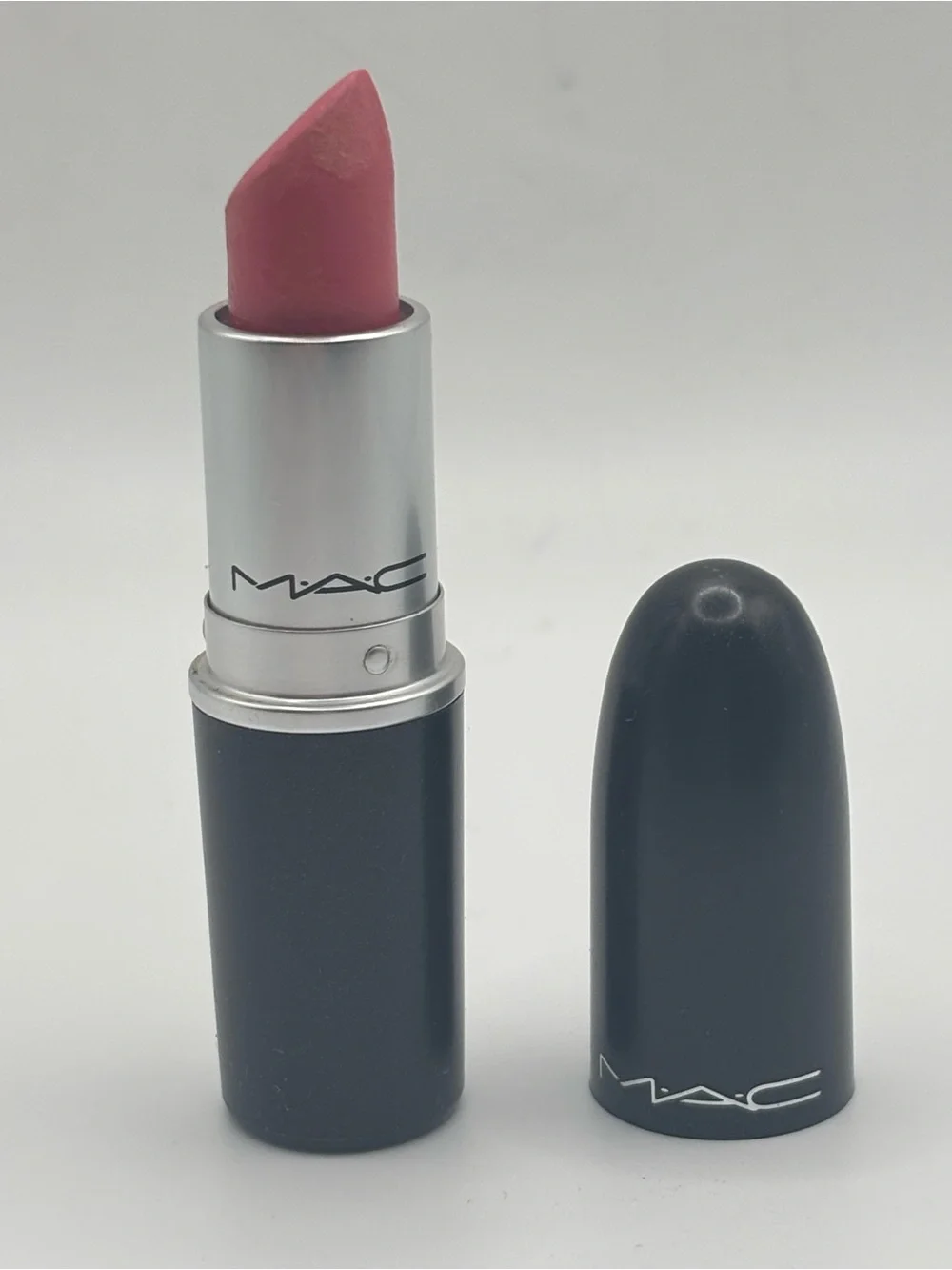 MAC Cosmetics pink nouveau